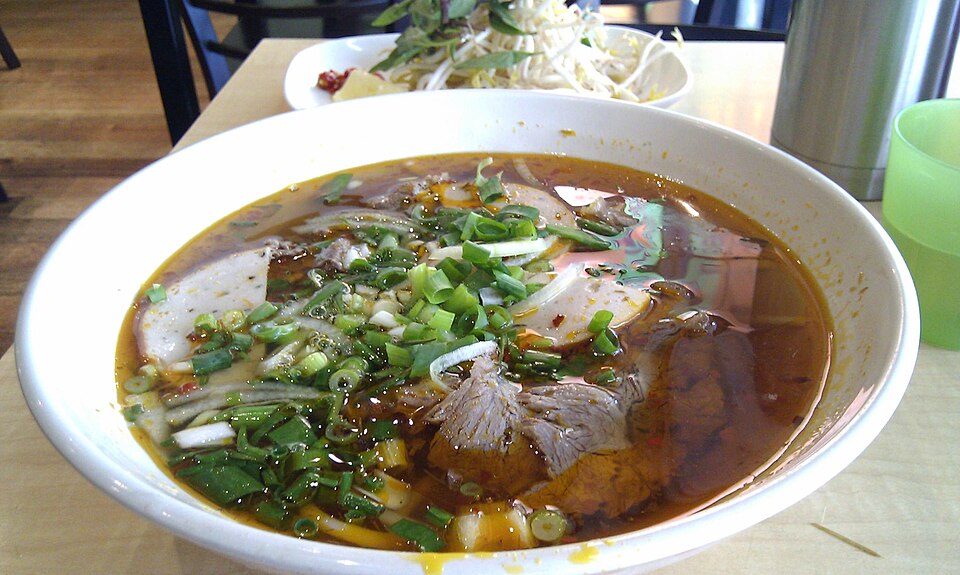 Bún Bò Cay Ánh Nguyệt